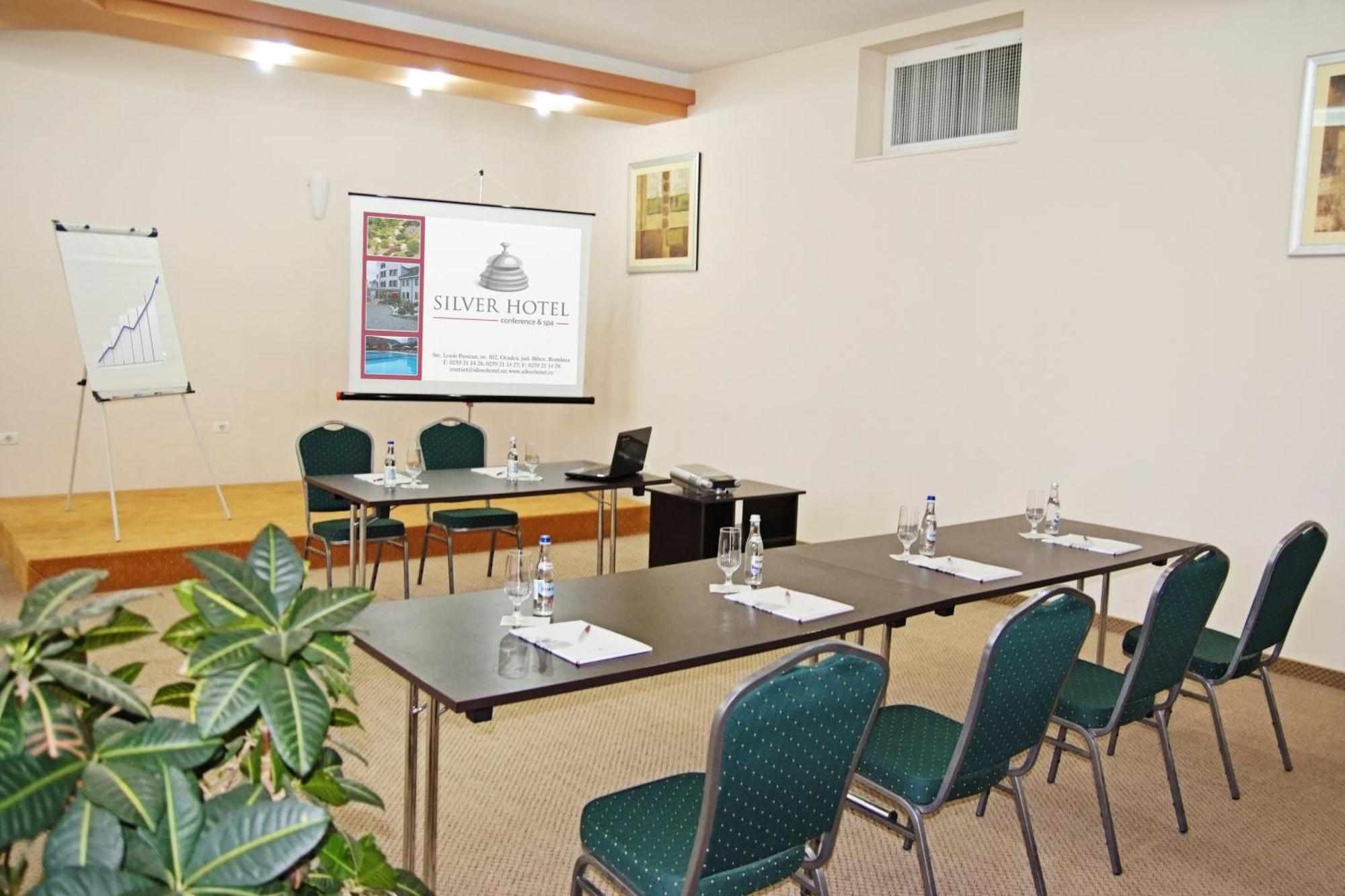 Silver Hotel Oradea Exterior photo